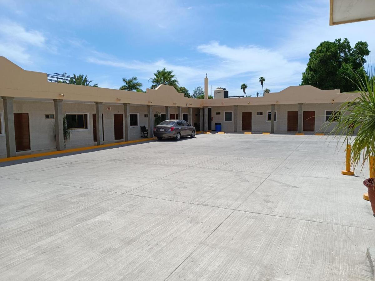 Hotel Romo Los Mochis Exterior foto